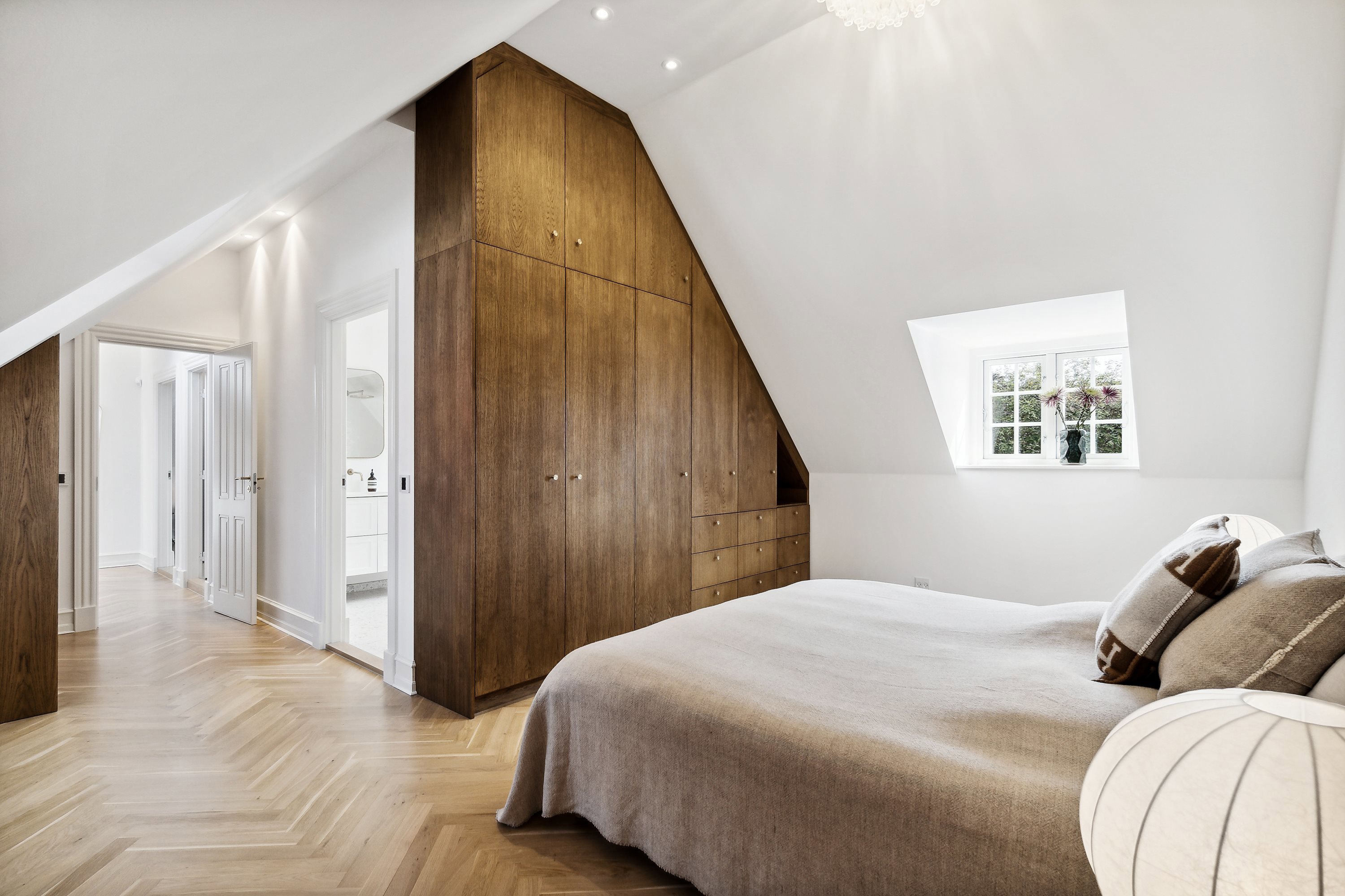 Gammel Vartov Vej 16 C Lene Wardrobe